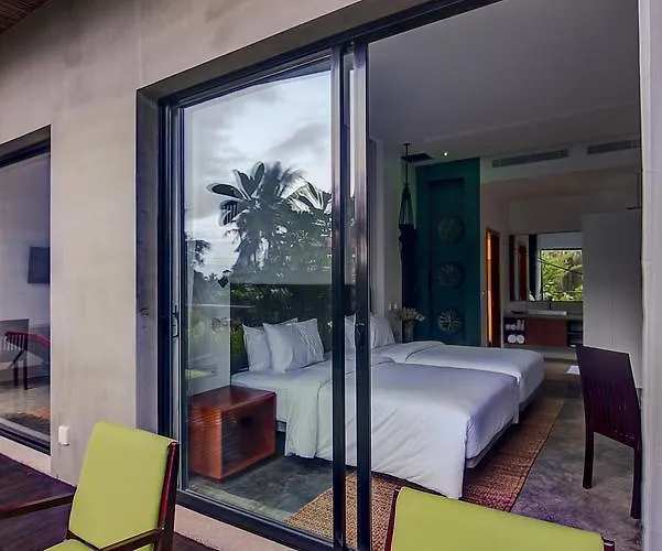 Theary's Luxury 4*