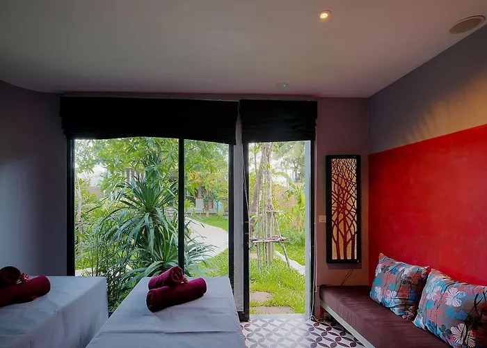 Theary's Luxury 4*